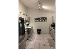 946 Julia Heights Drive, Lantana, FL 33462 Sold 12/05/25