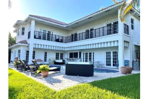 950 Bolender Drive, Delray Beach, FL 33483 - MLS#R11120142