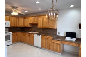 1260 NW 20th Avenue 203, Delray Beach, FL 33445 - MLS#R11120179