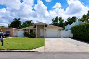 1032 Francis Street, West Palm Beach, FL 33405 - MLS#R11120188