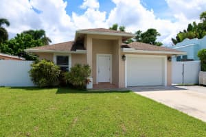 1032 Francis Street, West Palm Beach, FL 33405 - MLS#R11120188