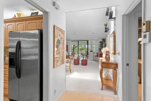 27 Eastgate Drive B, Boynton Beach, FL 33436 - MLS#R11120229