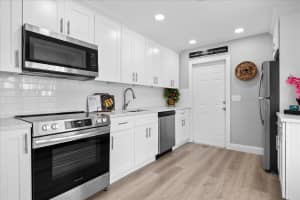 119 S Ocean Breeze, Lake Worth Beach, FL 33460 - MLS#R11120232