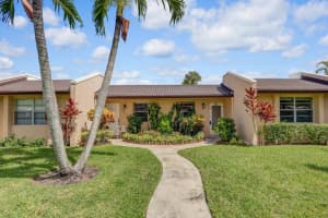 239 Lake Meryl Drive, West Palm Beach