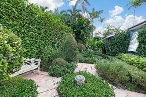 216 Jamaica Lane, Palm Beach, FL 33480 - MLS#R11120287