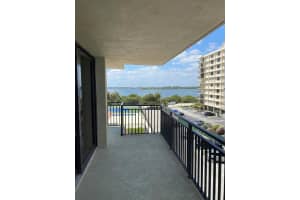5460 N Ocean Drive 3d, Singer Island, FL 33404 - MLS#R11120343