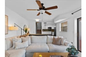 4025 Village Drive C, Delray Beach, FL 33445 - MLS#R11120344
