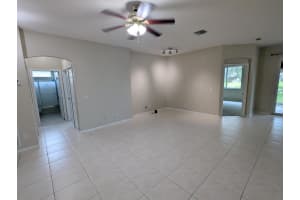 589 NW Waverly Circle, Port Saint Lucie, FL 34983 - MLS#R11120353