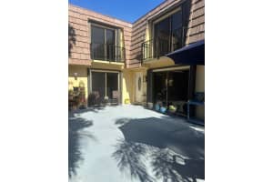 844 Springdale Circle, Palm Springs