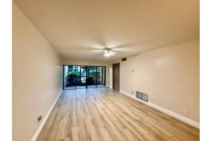2050 Oleander Boulevard 3-101, Fort Pierce, FL 34950 - MLS#R11120358