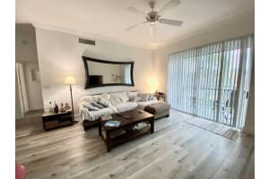 11790 Saint Andrews Place 304, Wellington