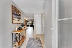 30 Pelican Pointe Drive 102, Delray Beach, FL 33483 - MLS#R11120369