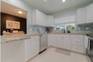 1424 Willow Road, Palm Springs, FL 33406 - MLS#R11120370