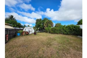 182 SE Riverbend Street, Stuart, FL 34997 - MLS#R11120394