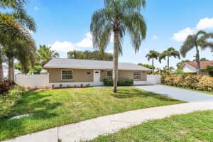 6902 Athena Drive, Lake Worth, FL 33463 Sold 10/15/25