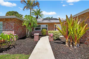 17414 Spring Tree Ln Lane, Boca Raton, FL 33487 - MLS#R11120401