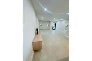 327 Kingsbridge Street, Boca Raton, FL 33487 - MLS#R11120405