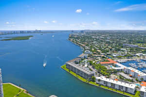 36 Yacht Club Drive 402, North Palm Beach