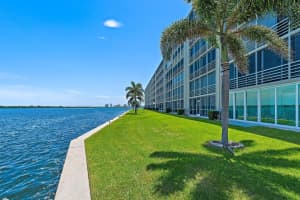 36 Yacht Club Drive 402, North Palm Beach, FL 33408 - MLS#R11120451