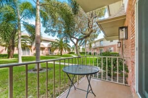 2037 S Seacrest Boulevard B, Boynton Beach, FL 33435 - MLS#R11120459