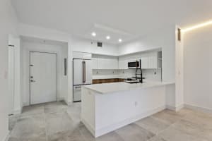250 NE 3rd Avenue 1416, Delray Beach, FL 33444 - MLS#R11120466