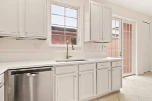 737 Dakota Drive, Jupiter, FL 33458 Sold 11/21/25