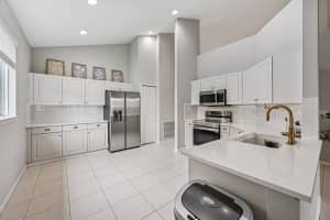 3142 SW Solitaire Palm Drive, Palm City, FL 34990 - MLS#R11120509