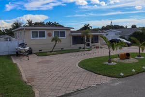 2442 Oklahoma Street, West Palm Beach, FL 33406 - MLS#R11120542