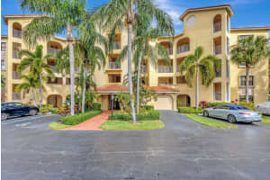 300 Uno Lago Drive 101, Juno Beach, FL 33408 - MLS#R11120546