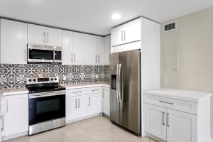 700 Waterside Drive, Hypoluxo, FL 33462 - MLS#R11120572