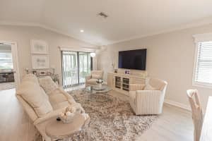 10 Santa Maria Court, Port Saint Lucie, FL 34952 - MLS#R11120593