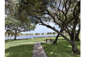5220 Las Verdes Circle 304, Delray Beach