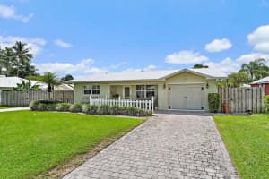 4844 SE Pilot Way, Stuart, FL 34997 - MLS#R11120624