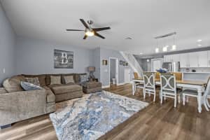 13426 Georgian Court, Wellington