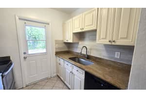 5272 NE 17th Avenue, Pompano Beach, FL 33064 - MLS#R11120636