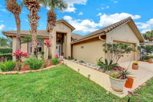 9056 Bay Harbour Circle, West Palm Beach, FL 33411 - MLS#R11120651