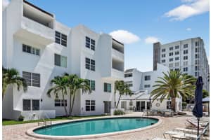 2870 NE 14th St Causeway 104c, Pompano Beach, FL 33062 - MLS#R11120666