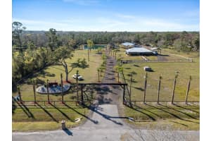 13519 NE 14th Avenue, Okeechobee, FL 34972 - MLS#R11120667