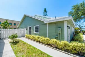 1478 Royal Forest Court, West Palm Beach, FL 33406 Sold 12/05/25