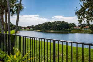 105 Lost Bridge Drive, Palm Beach Gardens