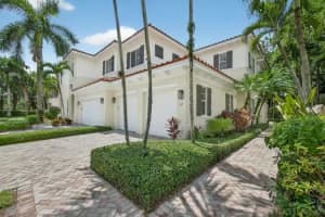 357 Chambord Ter Terrace, Palm Beach Gardens, FL 33410 - MLS#R11120698