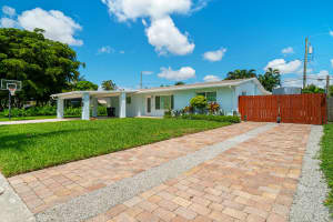 1344 Crest Drive, Lake Worth Beach, FL 33461 - MLS#R11120702