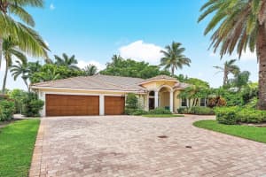 589 N Country Club Drive, Atlantis, FL 33462 - MLS#R11120705