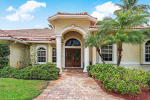 589 N Country Club Drive, Atlantis, FL 33462 Sold 10/31/25