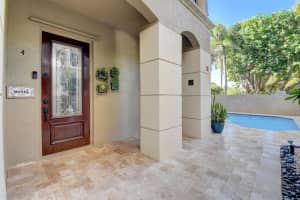 921 Osceola Drive 4, Boca Raton, FL 33432 - MLS#R11120725