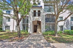 2724 Anzio Court 208, Palm Beach Gardens