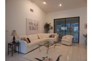 10279 N Circle Lake Drive 202, Boynton Beach, FL 33437 - MLS#R11120770