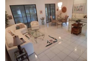 10279 N Circle Lake Drive 202, Boynton Beach, FL 33437 - MLS#R11120770