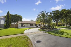 1700 SW 72nd Avenue, Plantation, FL 33317 - MLS#R11120787