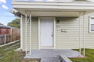 3717 Pinewood Avenue, West Palm Beach, FL 33407 - MLS#R11120826